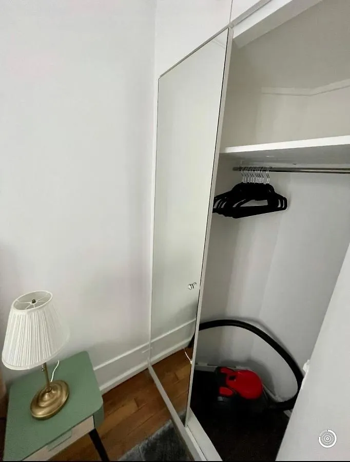 Center Paris - Trocadero Eiffel Tower Apartment 0*,  France